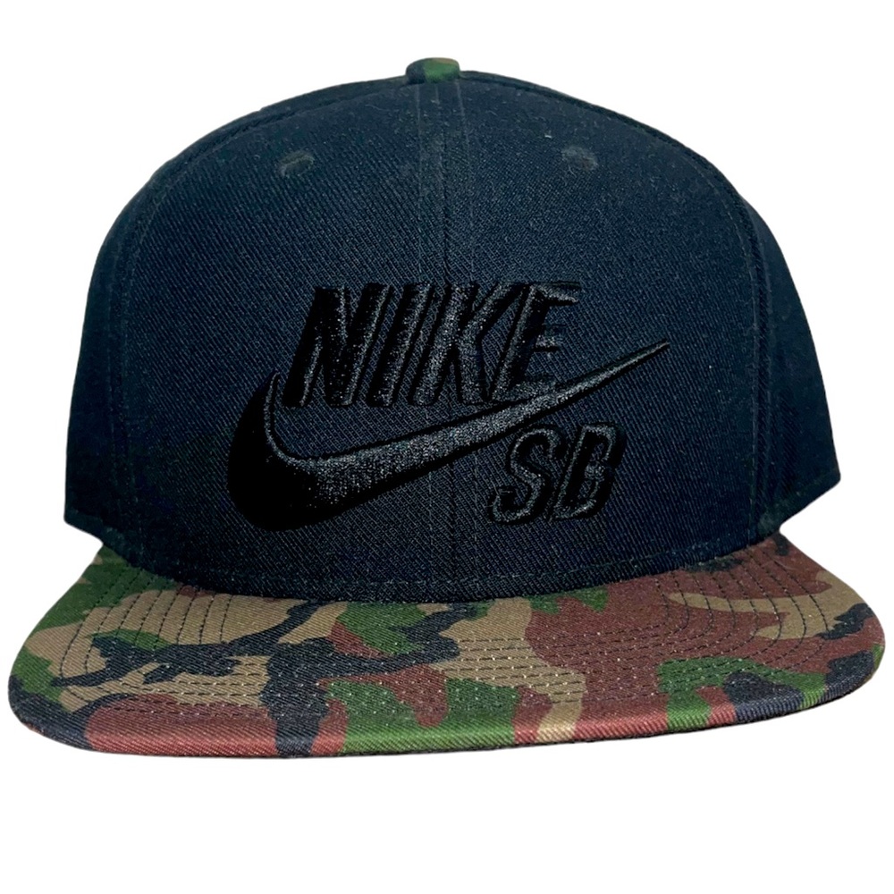Nike SB Camo Skater Snapback Hat